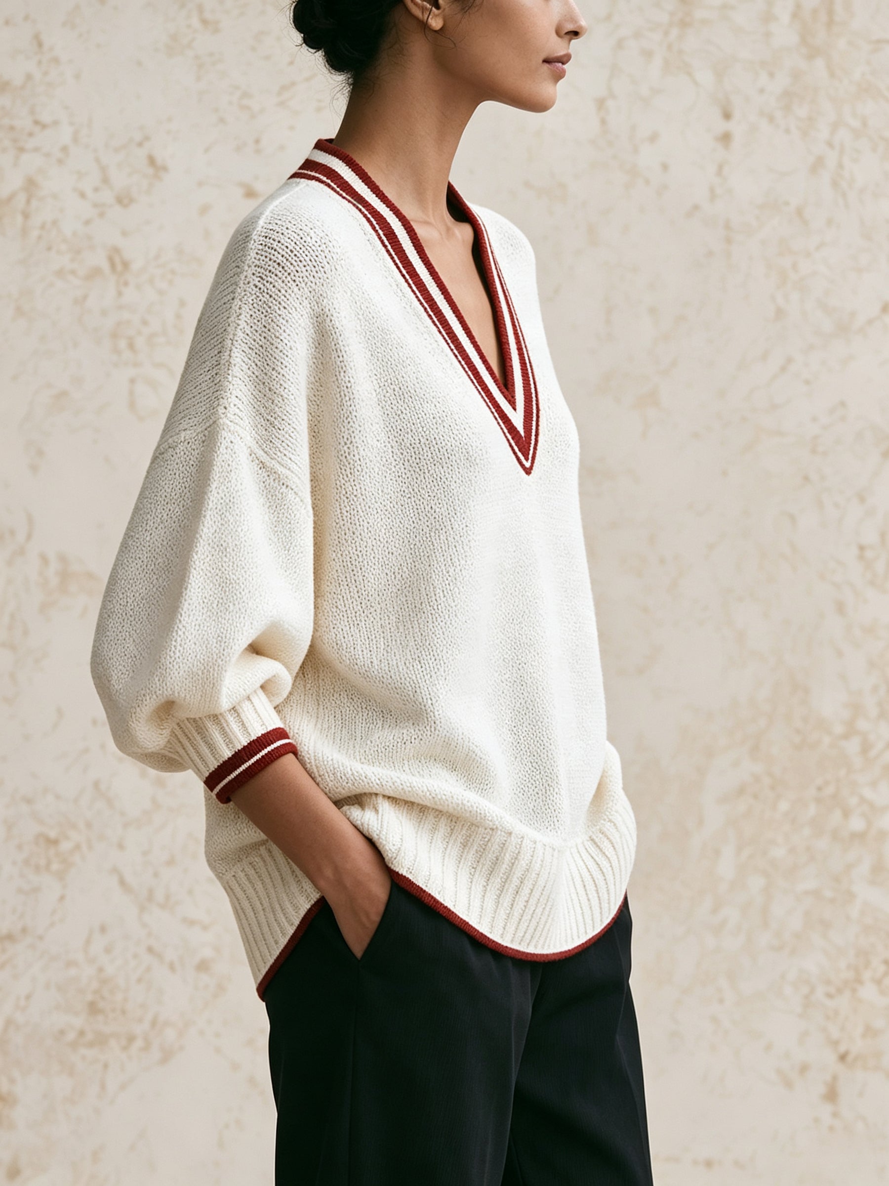 Women’s Contrast Trim V-Neck Knit Sweater – Oversized Casual Pullover Top With Ribbed Cuffs