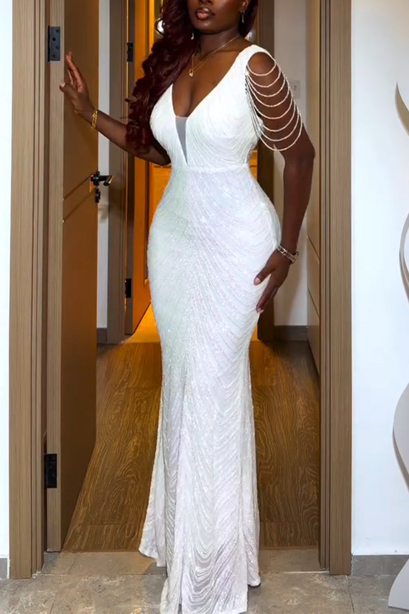Women's Low Necked Waist Cinched Rhinestone Chain Dinner Party Style Dress