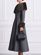 Women's Elegant Double-Breasted Wool Coat with Leopard Faux Fur Collar and Cuffs