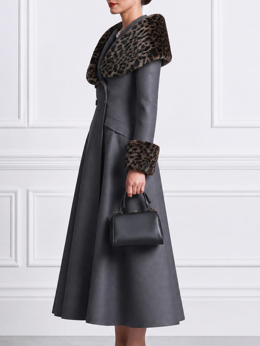 Women's Elegant Double-Breasted Wool Coat with Leopard Faux Fur Collar and Cuffs