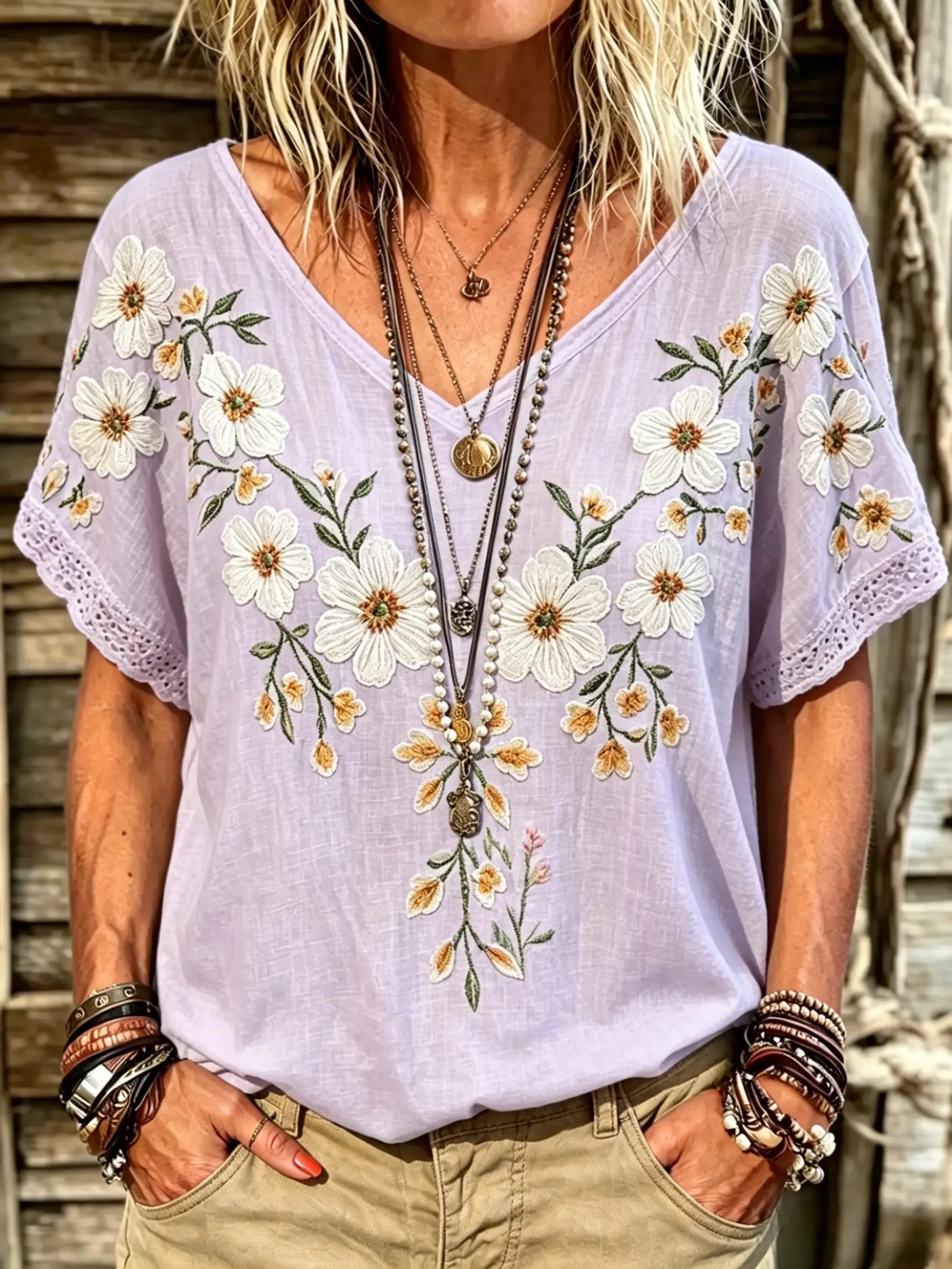 Women's Vintage-Style Floral Art Print V-Neck Short-Sleeve Top with Lace Paneling