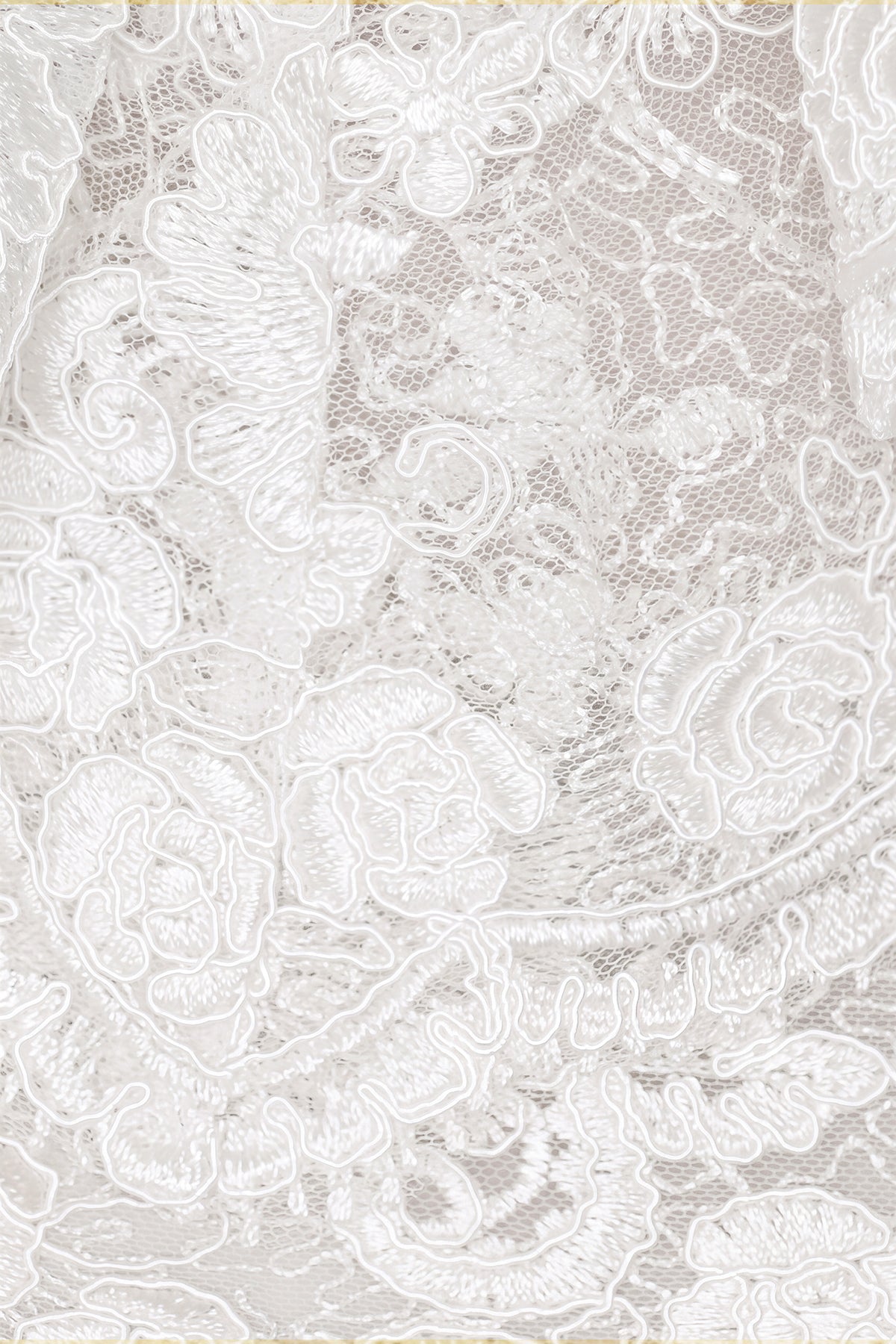 Fergal Lace Ruffle Floral Skirt Set  In White