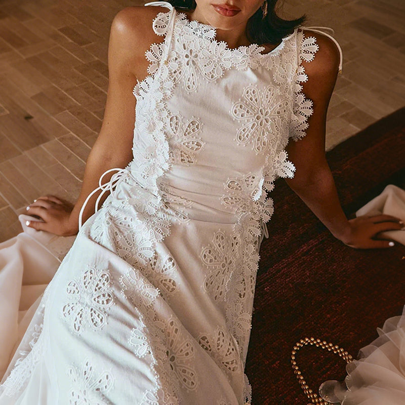 Women's Delicate Lace Hook And Lace Up Sides Maxi Dress