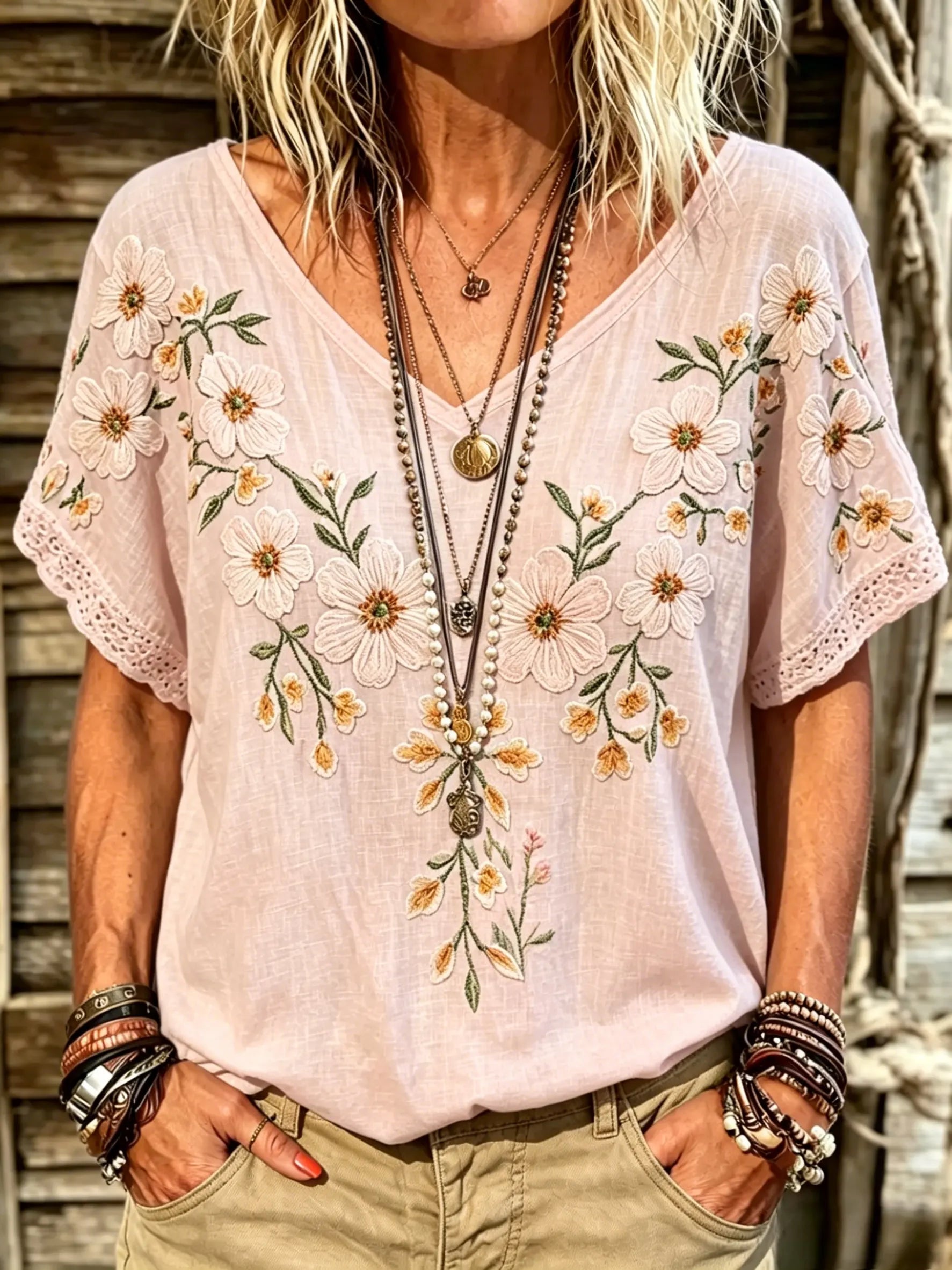 Women's Vintage-Style Floral Art Print V-Neck Short-Sleeve Top with Lace Paneling