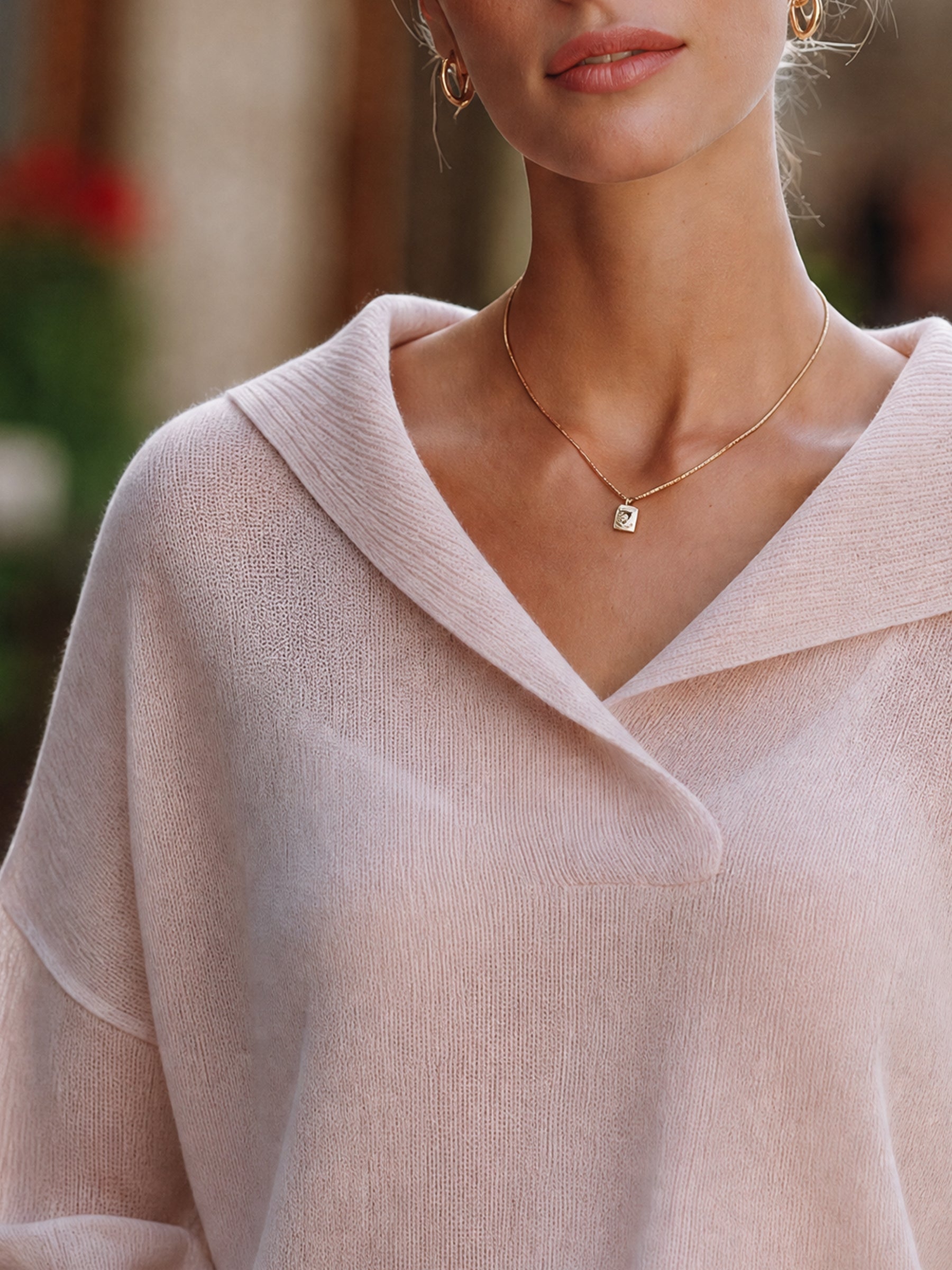 Collar-Neck Relaxed-Fit Knit Pullover Top