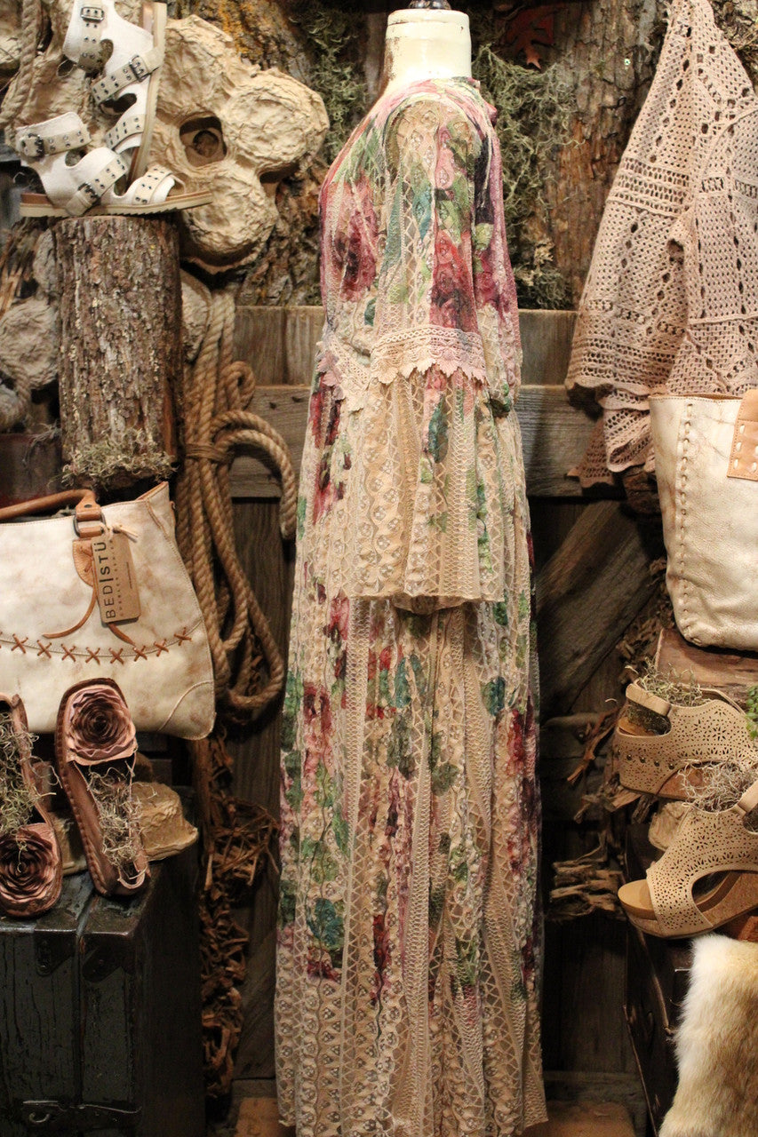 Lead Singer Taupe Big Rose Maxi Dress