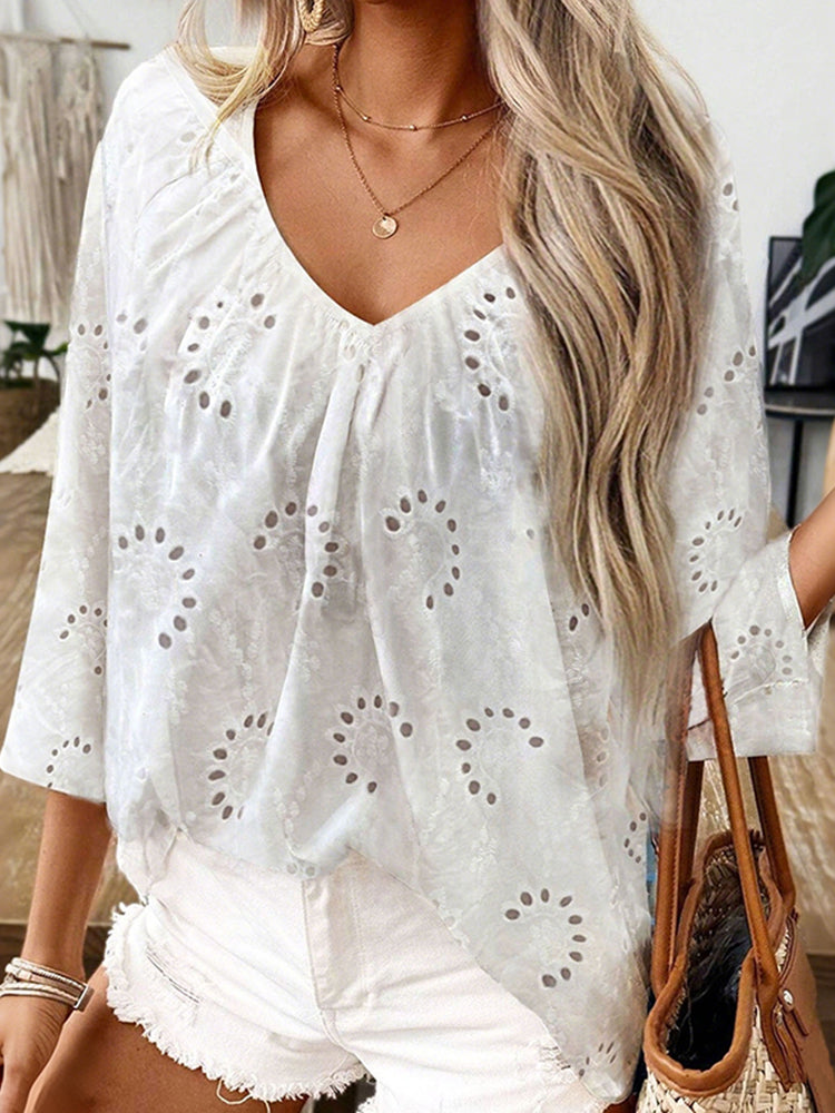 Women's Retro Lace Cotton And Linen Mid-length Sleeves V-neck Top