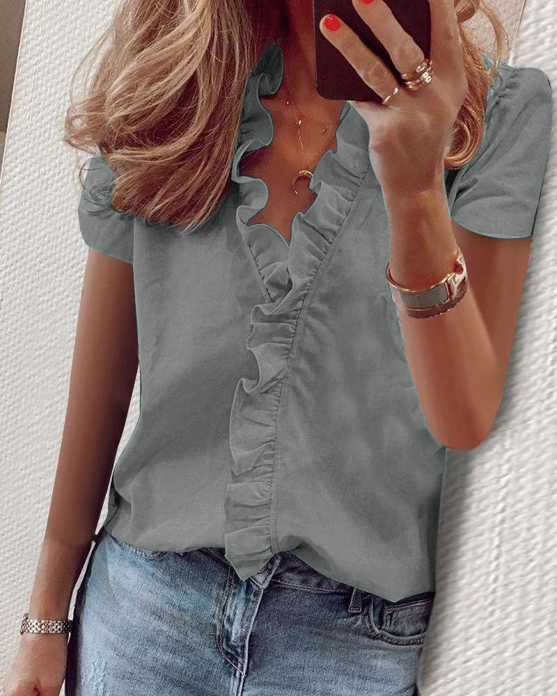 Long Sleeve Ruffled Shirt