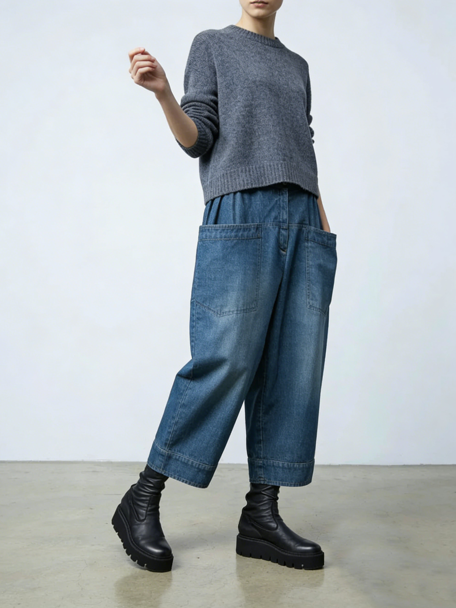 Artistic Cut Cozy Loose-fitting Jeans