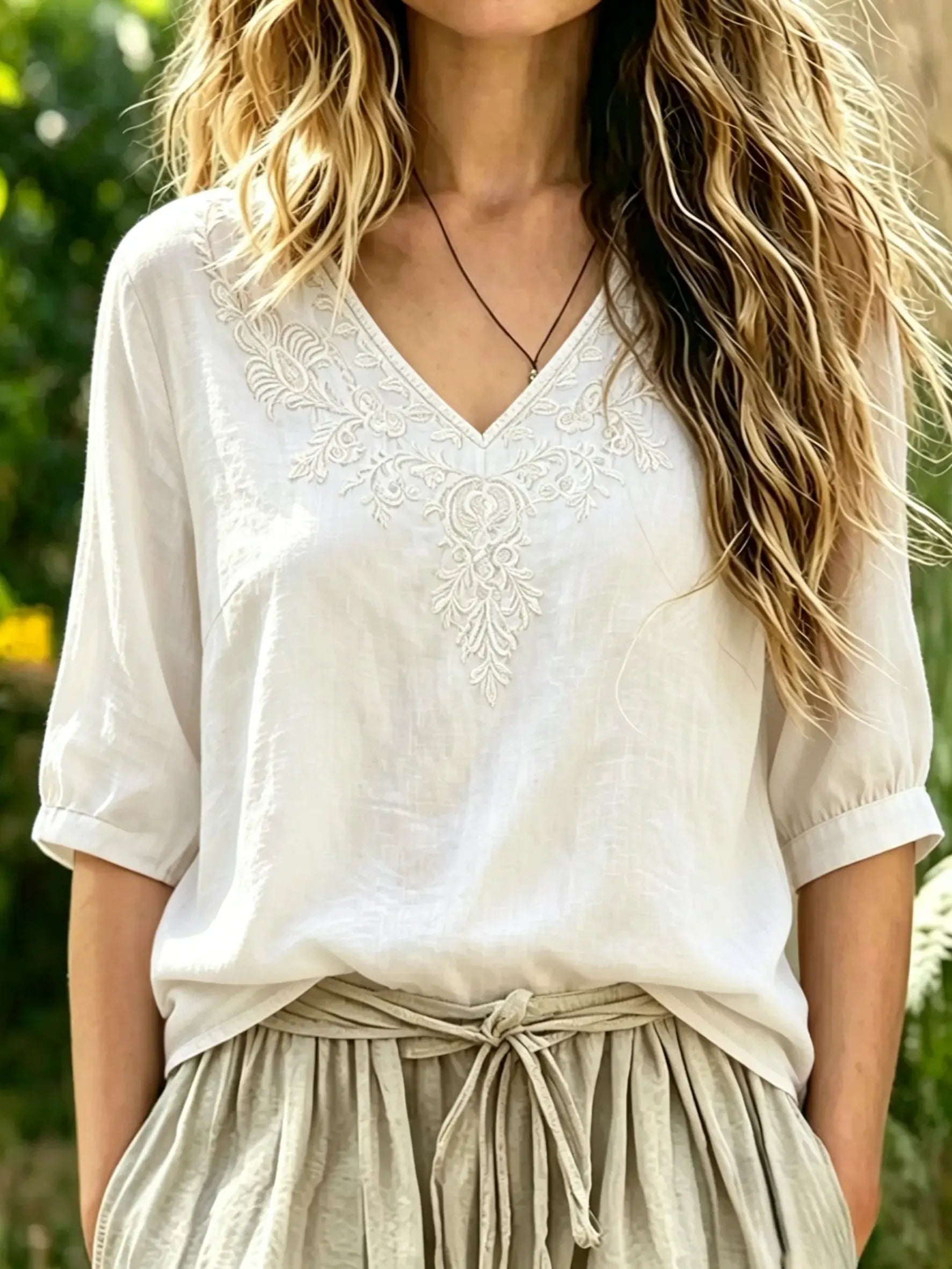 Women's Solid Ethnic Vine Floral V-Neck Puff 3/4 Sleeve Linen Blouse