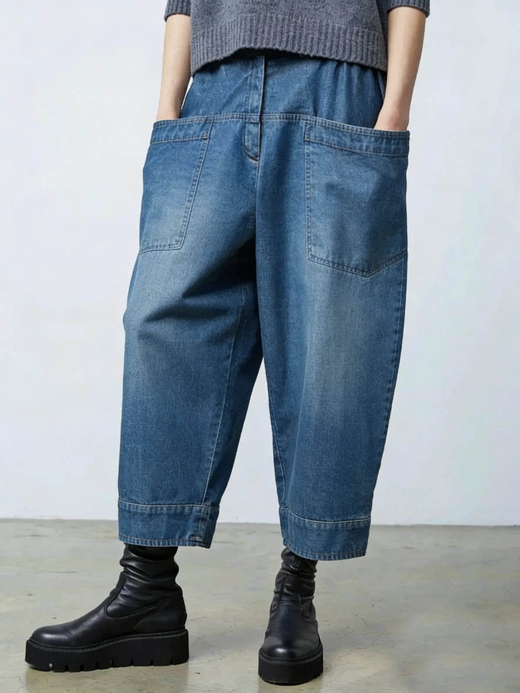 Artistic Cut Cozy Loose-fitting Jeans