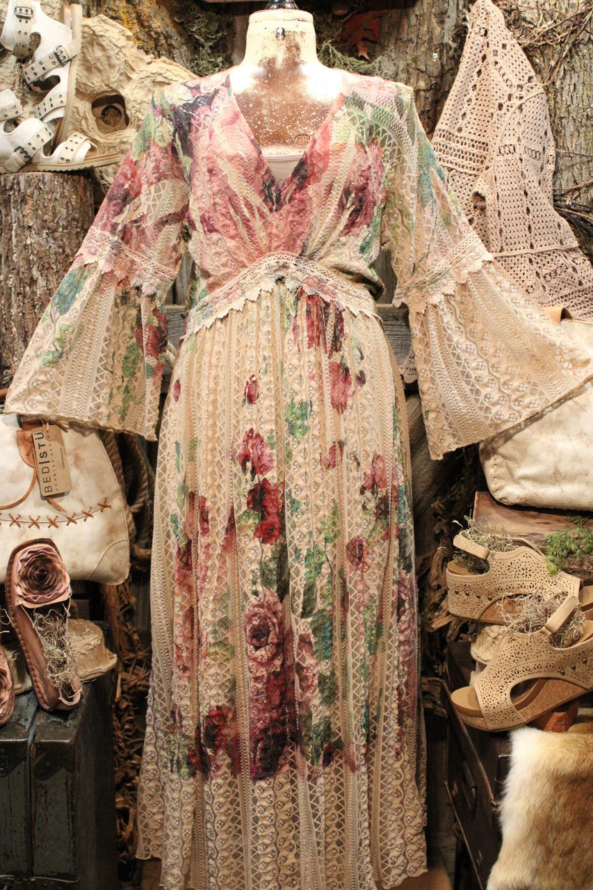 Lead Singer Taupe Big Rose Maxi Dress